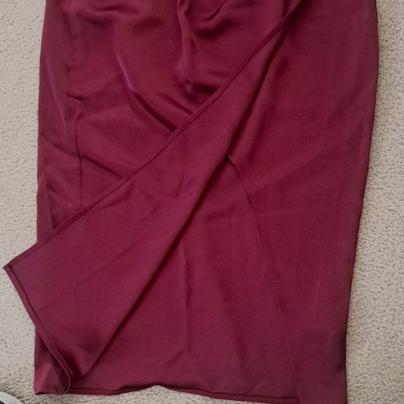 HALARA TAILORED CASCADE SPLIT KICK HEM  SMALL - Picture 7 of 10